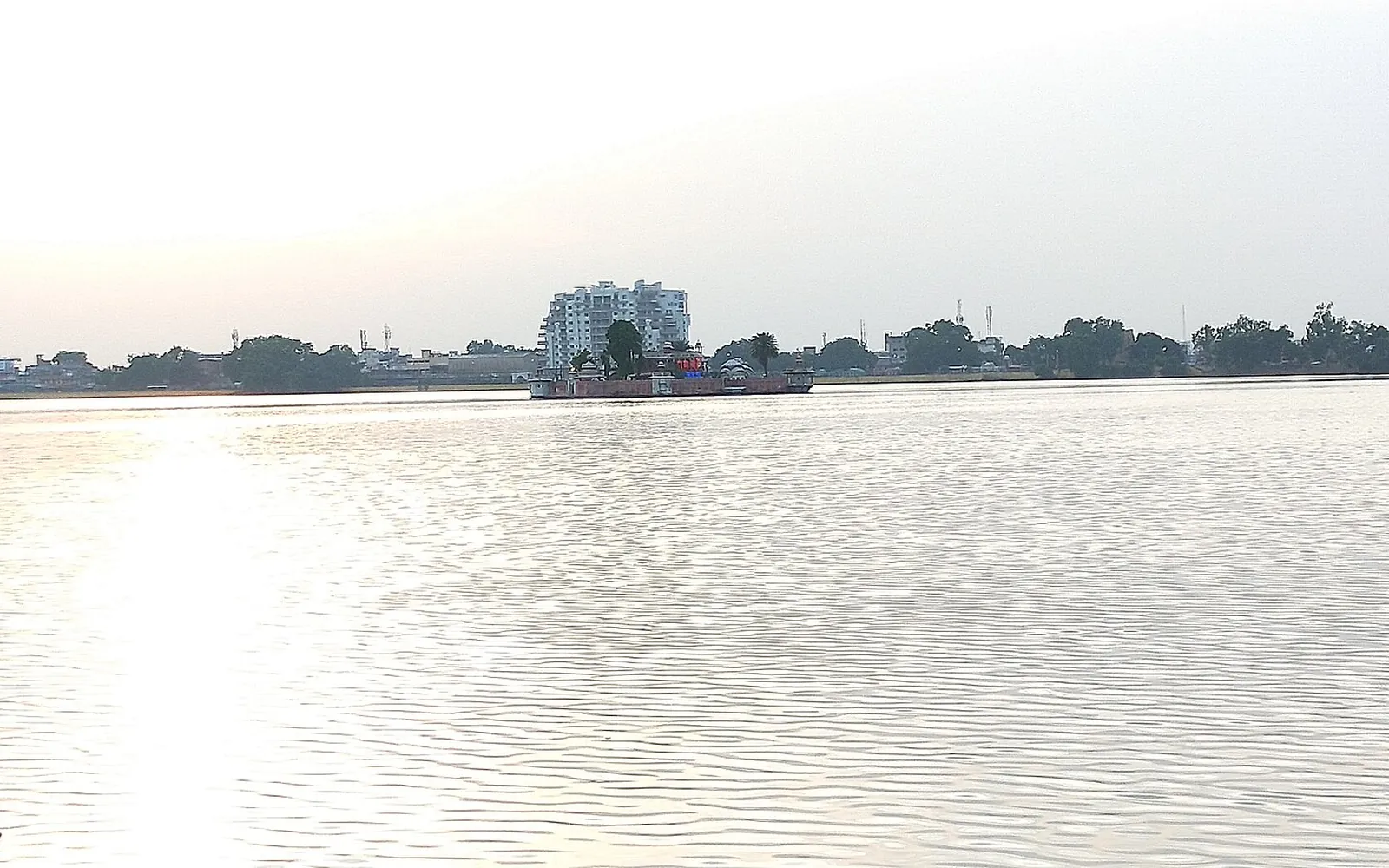 Kishore Sagar lake in Kota with the Jag Mandir pavilion